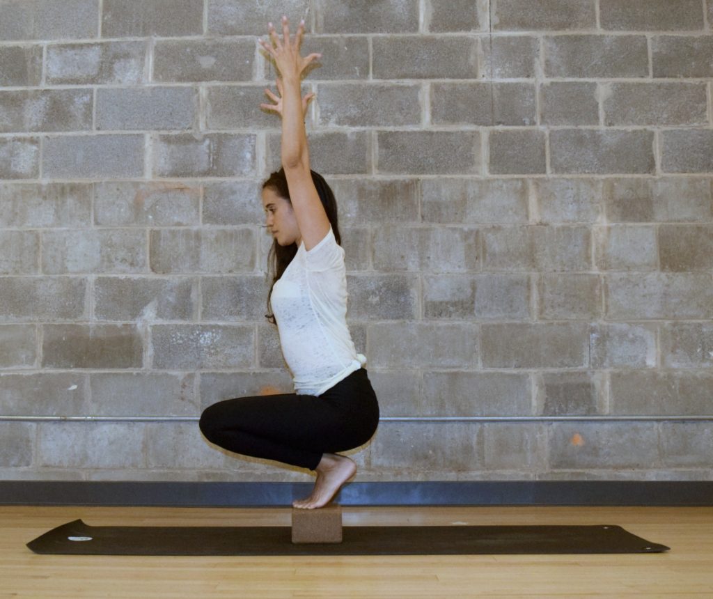 How to do Crow Pose - Bakasana Tutorial - Argentina Rosado Yoga